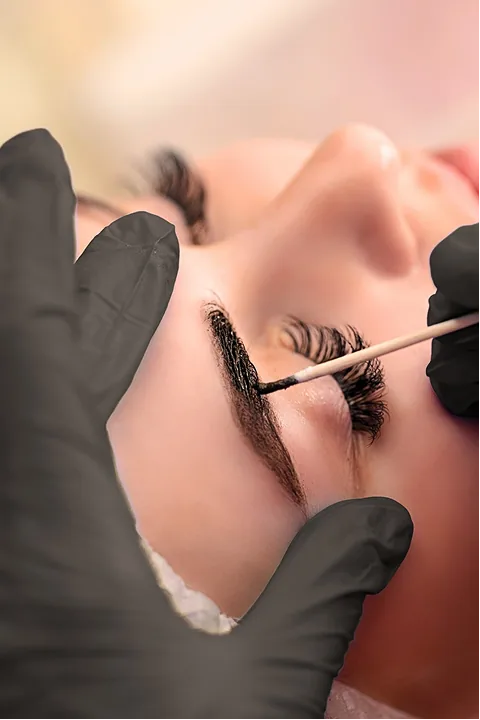 Hairstroke permanent makeup eyebrow artist application